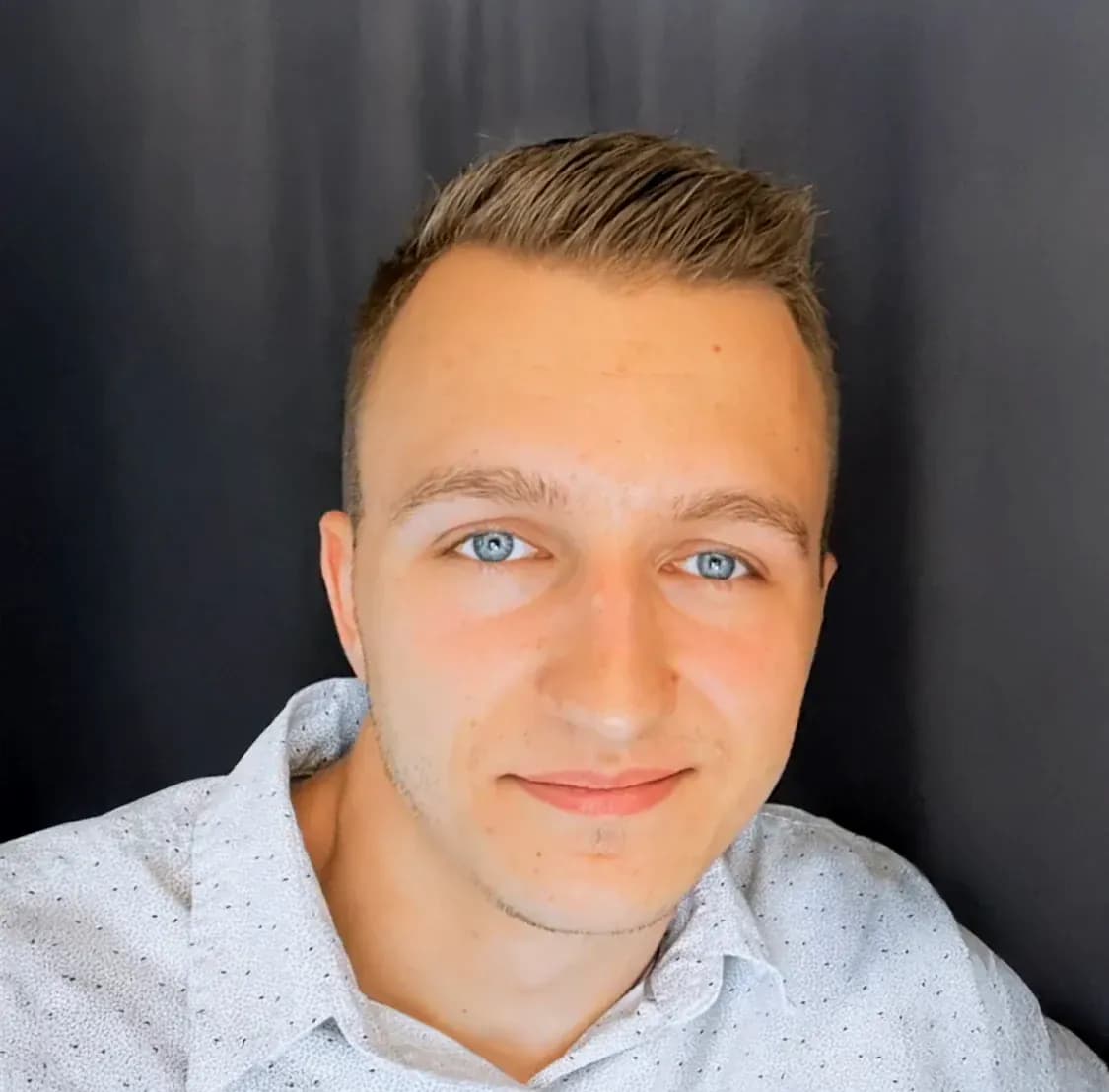 Dominik Bartoszek, właściciel Semano